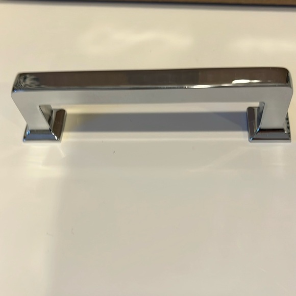 Top Knobs Other - 🆕 Top knobs. Ascendra pull. Cabinet pull.  Set of 2. 3 3/4 inch. Polished chrome
